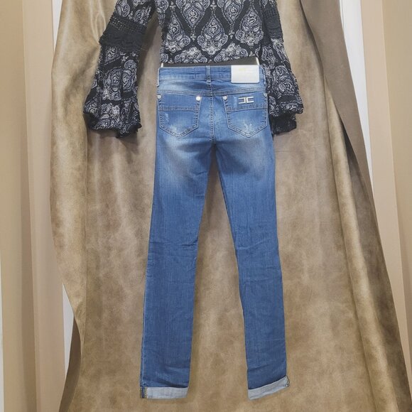 Cuffed jeweled Jeans - Picture 3 of 5